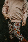 Afbeelding laden in Galerijviewer, Handgemaakte zachte sweater voor meisjes in roze tint
