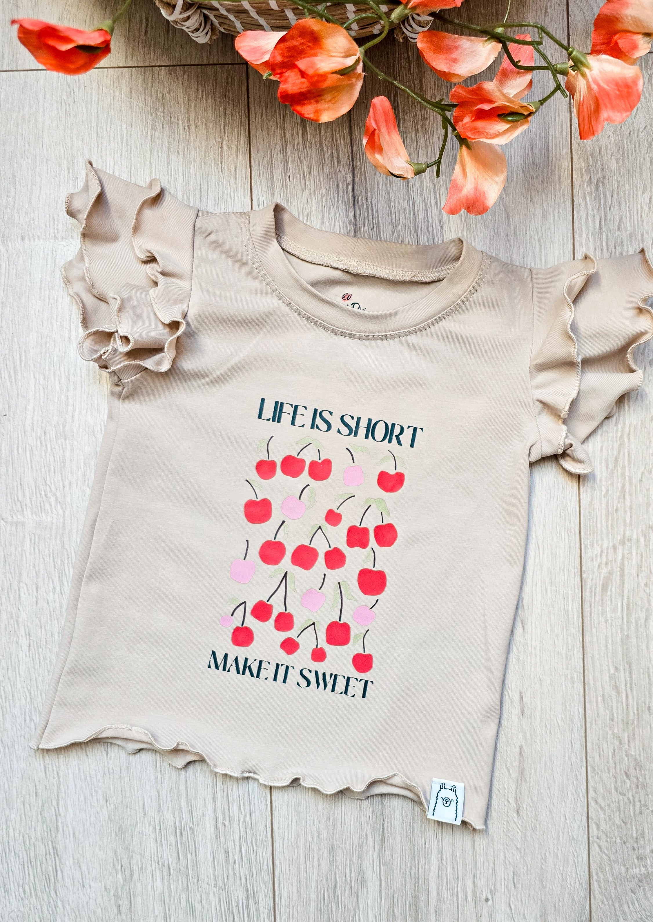 Limited Edition T-shirt Lynn – Cherry 🍒