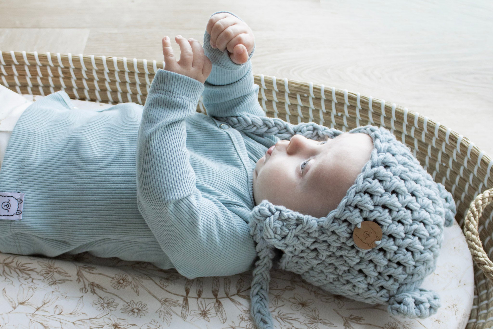 Handmade baby overslagshirt Zeeblauw